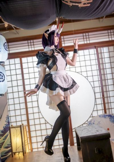 欧美大吊战美女_4K免费观看超清